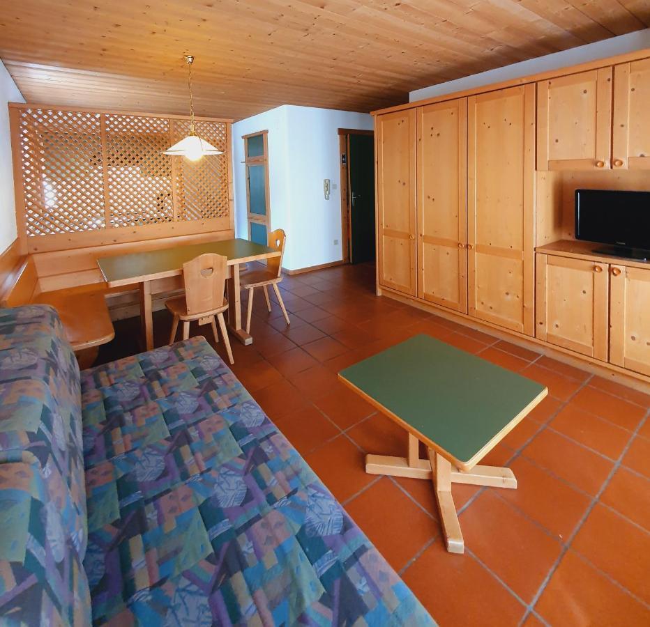 Residence Silvester Racines Exterior foto